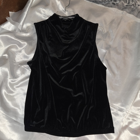 Express Women's Velveteen Sleeveless Shells - Navy, Gray, and Black - Picture 6 of 12